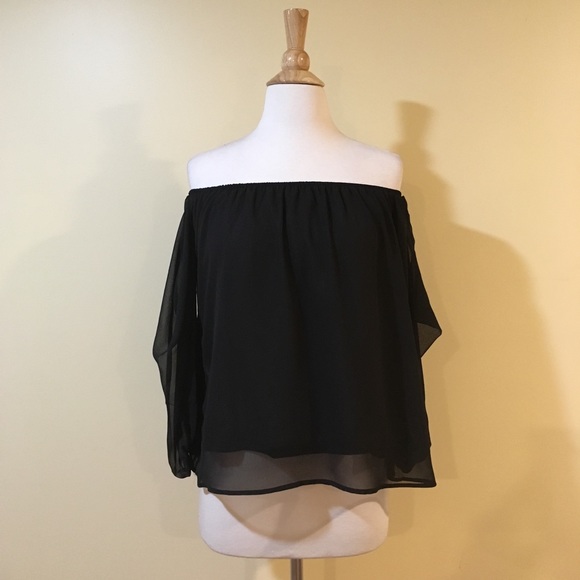 Off Shoulder Chiffon 3/4 Sleeve Top - Picture 2 of 6